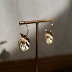 作品Petal gold pearl   ⁂　淡水パール　ゴールド　アンティーク　ピアス　イヤリング