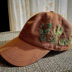 作品手刺繍キャップ　多肉植物　コッパー