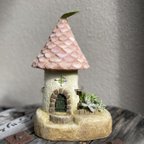 作品「三角屋根のお家🌱花壇付き」