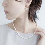 作品【特集掲載】ジャパンヴィンテージガラスパールのネックレスとピアス/イヤリングのセット　|冠婚葬祭　結婚式　入学式　卒業式に|