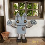 作品木のロボット　ネコ型　サバグレー　Ｎe-4