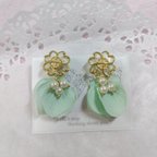 作品🍀花びらピアス（クローバーカボション）