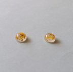 作品《１点のみ》小粒ピアス✽イヤリング✽イエロー