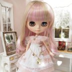 作品ネオブライス ウィッグ  毛先ゆるスパイラル ストロベリームーン 10インチ/ドール Blythe