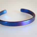 作品Titanium bangle・純チタンバングル・マットブルー５７mm・楕円形モデル