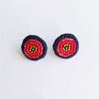 作品ビーズ刺繍ピアス(レッド×ネイビー) 