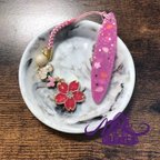 作品桜が輝く　根付け　(ハンドメイド)