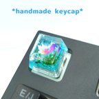 作品自作キーキャップ　紫色の金魚　キートップ　金魚鉢　keycap 夏　熱帯魚