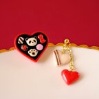 作品Panda's Valentine chocolate box (red)  パンダさんのバレンタインチョコBOX（レッド）ピアス／イヤリング