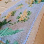作品素敵な春ミモザのテーブルクロス 刺繍