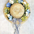 作品No.wreath-15540★麦わら帽子のリース24-(2)（ミニバラ&デルフィニウム） 53x36cm・アートフラワー/造花リース/大型リース