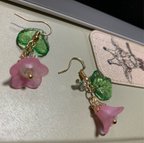 作品春が待ち遠しいお花ピアス