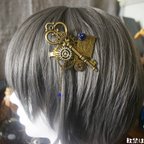 作品アリスのヘアクリップ