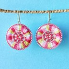 作品《amor flos ～恋の花》刺繍のピアス【ネオンカラー】アレルギー対応