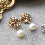 作品【ゴールド】white pearl ピアス/イヤリング