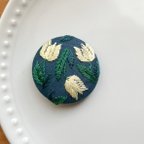 作品刺繍くるみボタン（ヘアゴム/ブローチ）