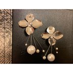 作品Flower pearl earring