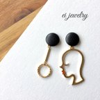 作品women's profile earrings