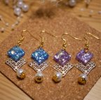 作品［UVレジン］煌めくシェルとパールピアス