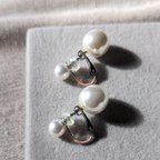 作品「ＳＵＺＵＮＥ」W pearl earrings.