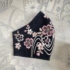 作品黒A 桜　和柄マスク　和装用マスク　ちりめん風　半襟刺繍マスク　成人式　卒業式