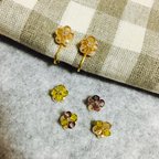 作品小さなお花のイヤリング