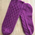 作品スモック模様の手編み靴下