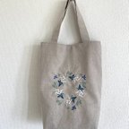 作品刺繍トートバッグ　スズランリースと小鳥