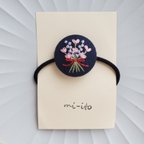 作品刺繍ヘアゴム🌷　no.1464 　くるみボタン　💛送料無料💛　