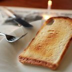 作品【全機種対応スマホケース】妖精のトースト　イギリスパン