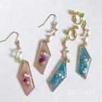 作品《送料無料〉elegant' pink ピアス