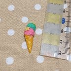 作品ミニチュア クリスマスカラーのアイス🍦落ちてないアイス  虚無。ではないアイス