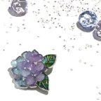 作品雨上がりの紫陽花のブローチ