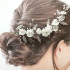 作品【wedding🕊】リーフ　フラワー　パール　ビーズ　シルバー　ホワイト　上品　かわいい　つまみ細工　ヘッドドレス　結婚式　前撮り　ウェディング　ブライダル