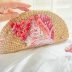 作品【シーグラス籠バッグ】コンクシェル形クラッチバッグ　　桜色巻貝のオートクチュール刺繍