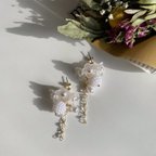 作品白いアベリアの花ピアス