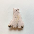 作品Polar Bear Brooch