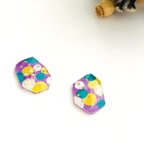 作品＊送料無料＊ カラフルマーブルとお花のピアス