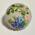 作品刺繍ブローチor刺繍ヘアゴム　紫陽花と薔薇