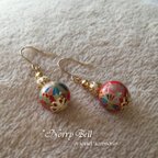 作品かわいい和柄★ゴールド×赤花玉ピアス