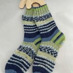 作品🧶手編みあったか靴下　グリーン×ネイビー