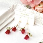 作品【再販】🌹薔薇のピアス・イヤリング🌹　ガーネットレッド