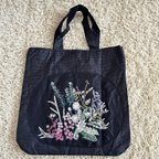 作品花の手刺繍バッグ