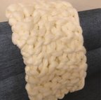 作品White  Chunky knit blanket