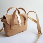 作品shoulder handbag /KURASHIki〈camel〉