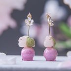 作品【片耳ピアス】桜餅うさぎと桜りんご飴
