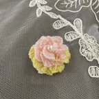 作品刺繍薔薇のブローチ