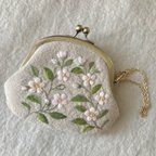 作品【再販】コットンリネンと刺繍のさくらのがま口