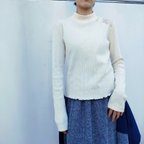 作品Asymmetry Lace Panel Top