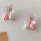 作品《水引ピアス》ほんのり桜❀オーロラピンクピアス